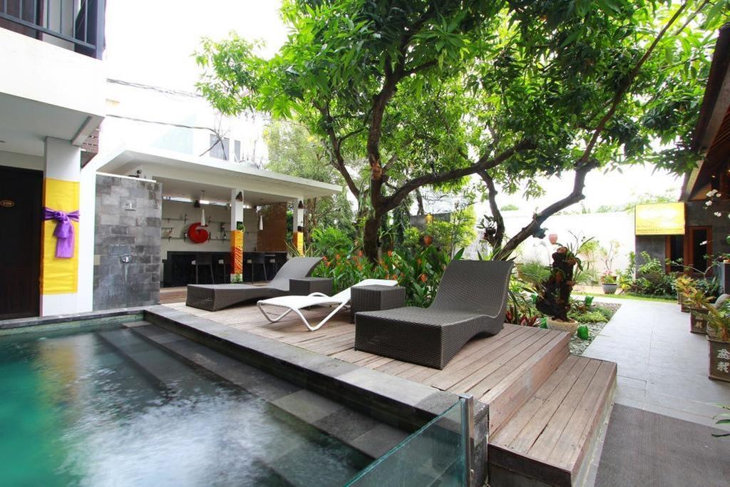Gosyen Hotel Legian Extérieur photo