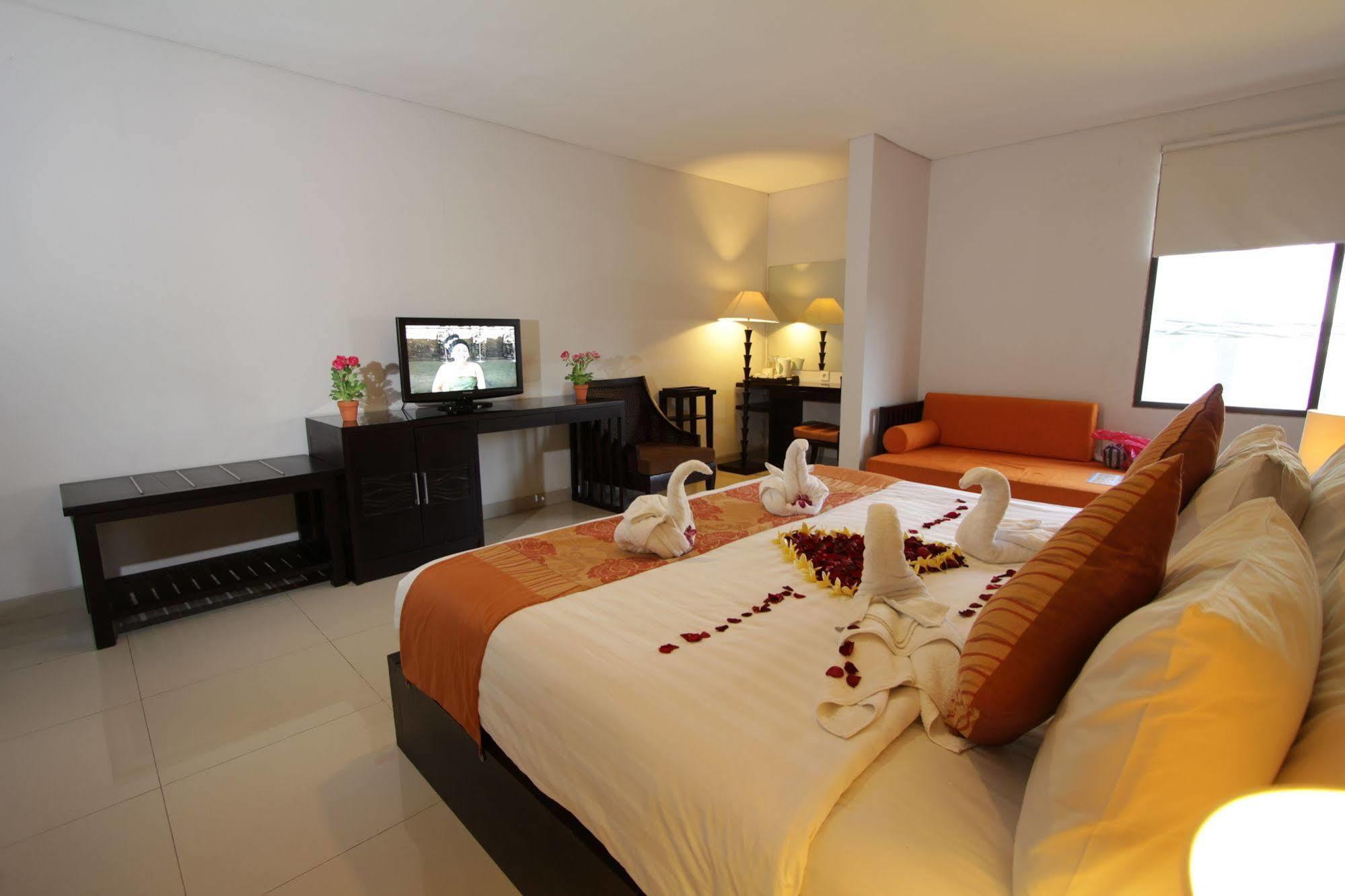 Gosyen Hotel Legian Extérieur photo