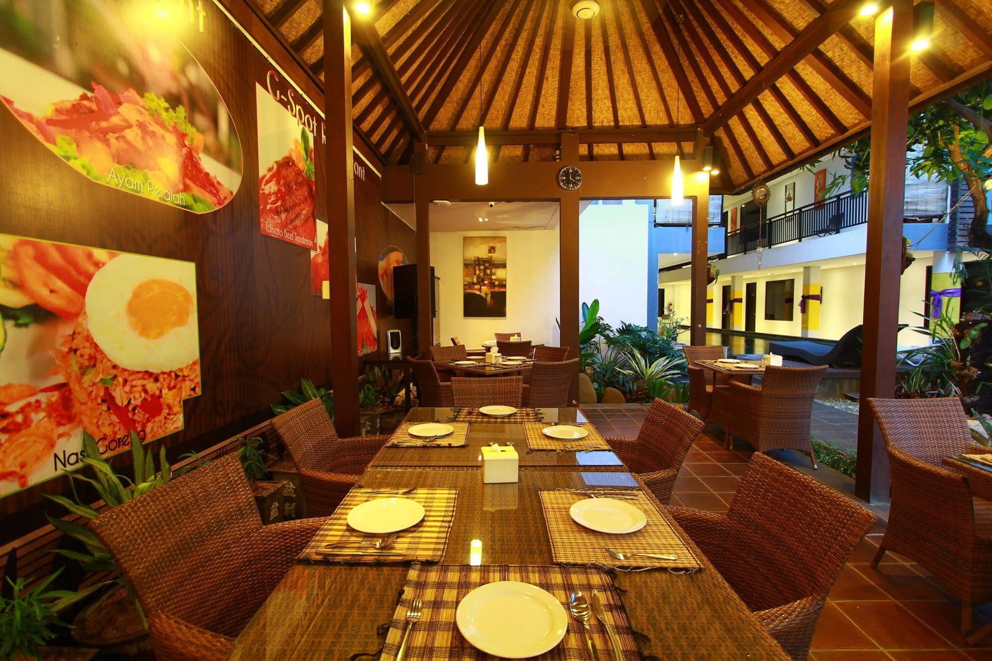 Gosyen Hotel Legian Extérieur photo
