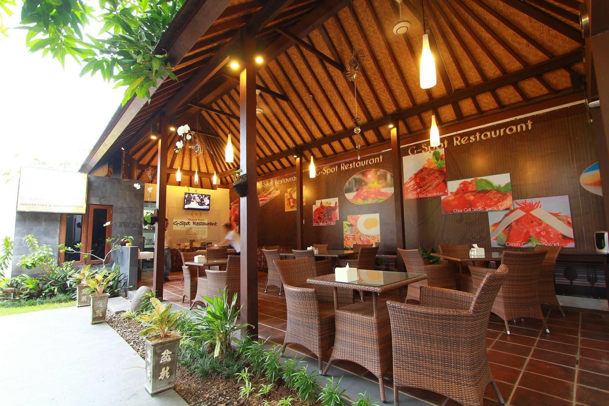 Gosyen Hotel Legian Extérieur photo